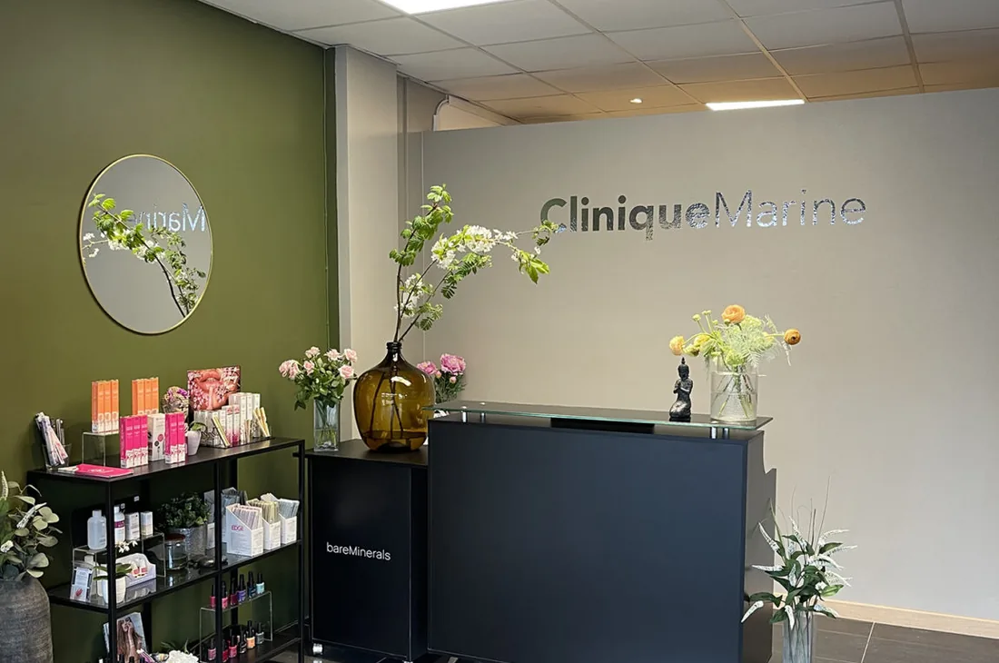 Resepsjonen hos Clinique Marine i Lag&aring;rdsveien 77